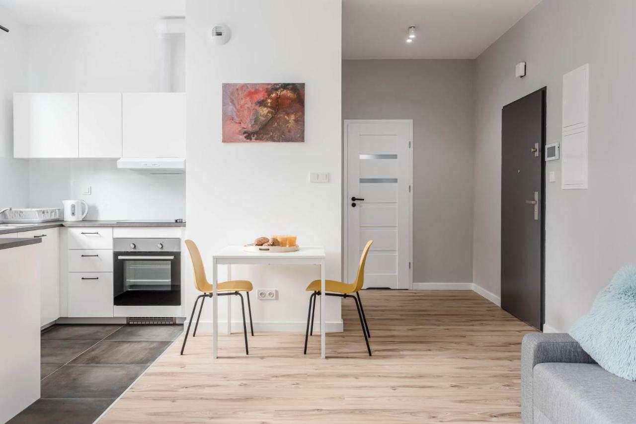 ורשה Chill Apartments Praga Residence מראה חיצוני תמונה