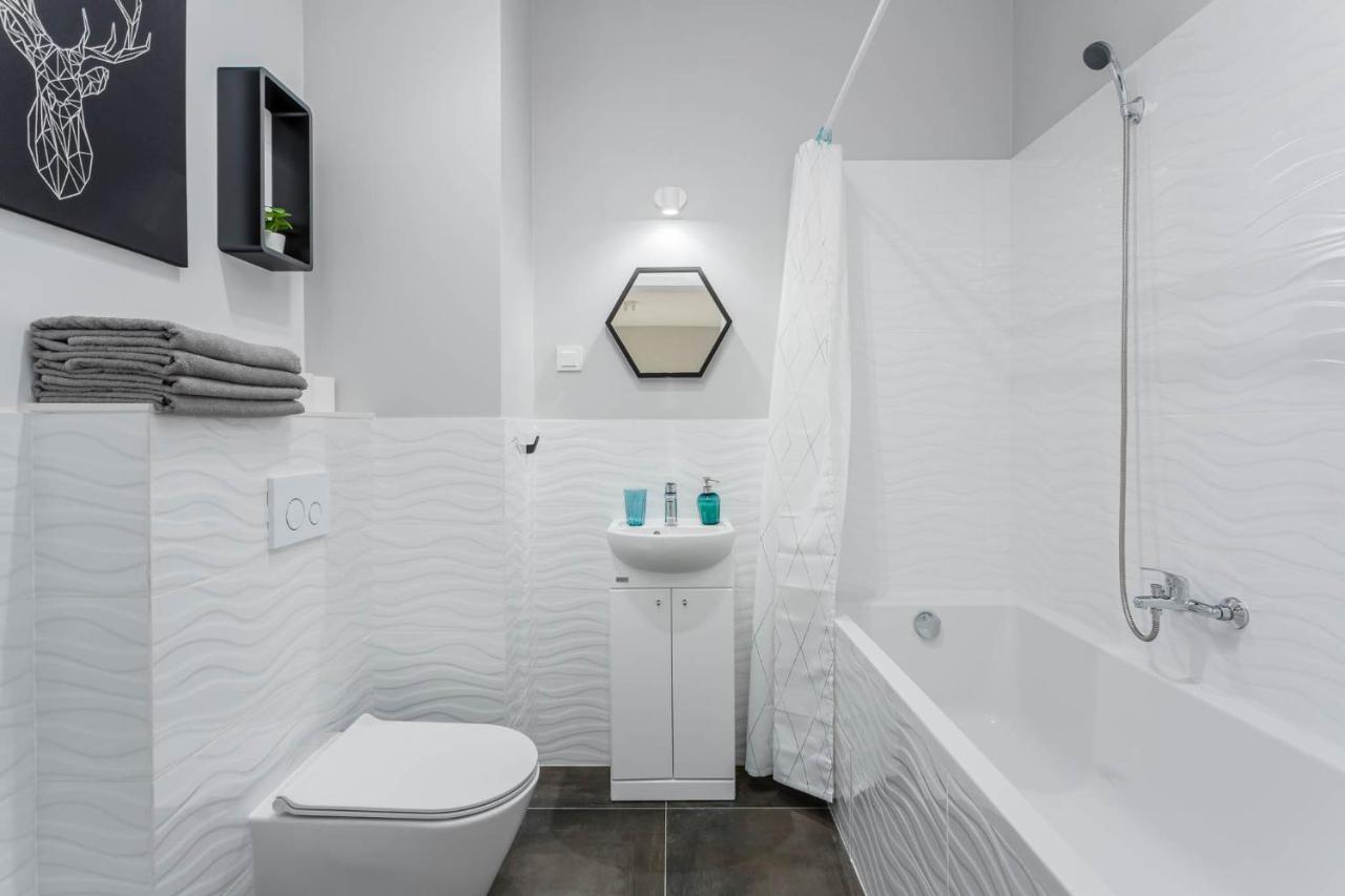 ורשה Chill Apartments Praga Residence מראה חיצוני תמונה